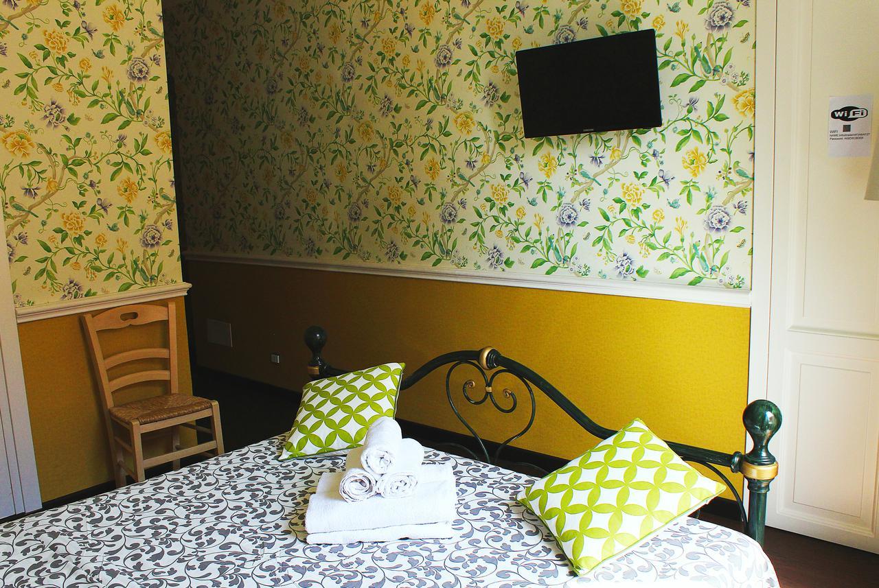 ローマ Casa Fanti 57ホステル エクステリア 写真